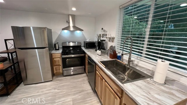 7950 Capistrano Avenue, West Hills CA: https://media.crmls.org/medias/41958e4a-5f6a-4605-aeb9-934ac9a0851f.jpg