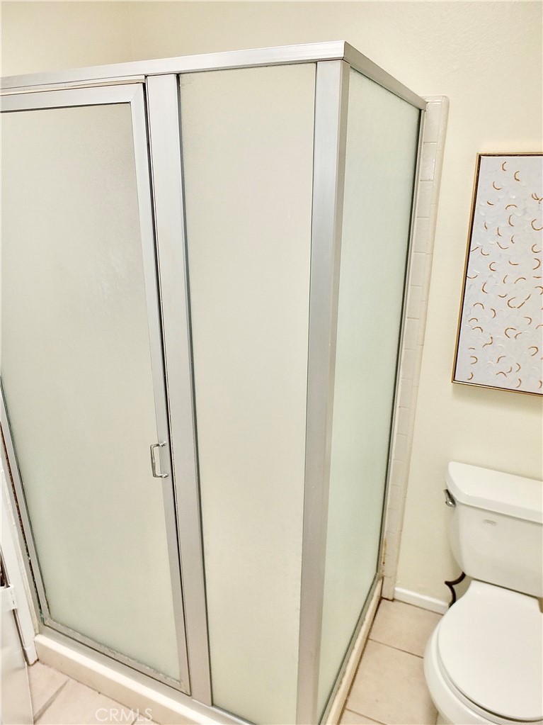 https://media.crmls.org/medias/4195a244-609b-4e66-b717-b7a2c012ca8c.jpg?preset=X-Large