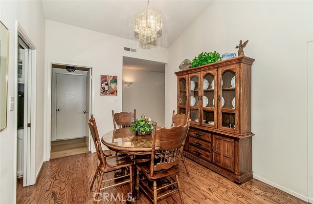 Detail Gallery Image 15 of 41 For 3421 W Los Altos Ave, Fresno,  CA 93711 - 3 Beds | 2 Baths