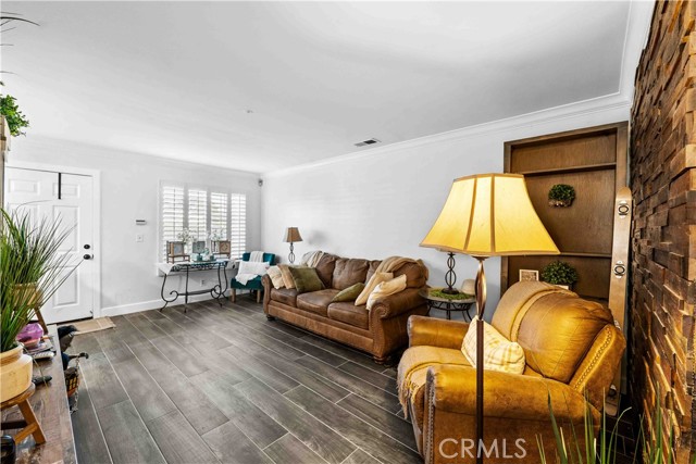 327 North 3RD, K photo 11