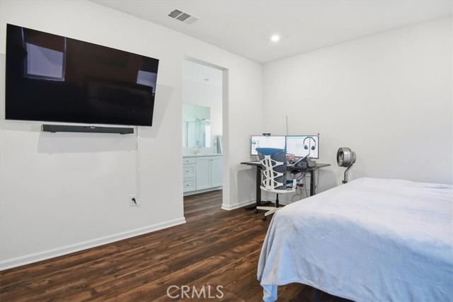 Detail Gallery Image 19 of 38 For 240 Tavern Creek, Palmdale,  CA 93551 - 3 Beds | 3 Baths