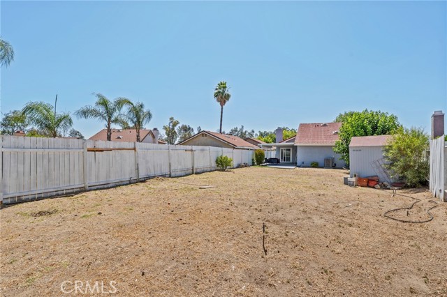39427 Canyon Rim Circle, Temecula CA: https://media.crmls.org/medias/4197f4d9-6b80-42f7-aabc-ee62b1b641d2.jpg
