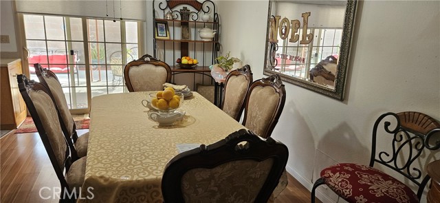 Detail Gallery Image 10 of 26 For 2431 El Rancho Cir, Hemet,  CA 92545 - 2 Beds | 2 Baths