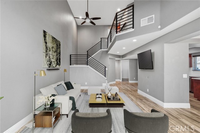 Detail Gallery Image 7 of 45 For 510 S Hollydale, Anaheim Hills,  CA 92808 - 3 Beds | 3 Baths