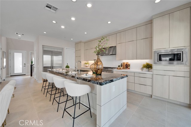 Detail Gallery Image 3 of 53 For 121 Mulberry, Lake Forest,  CA 92630 - 5 Beds | 5 Baths