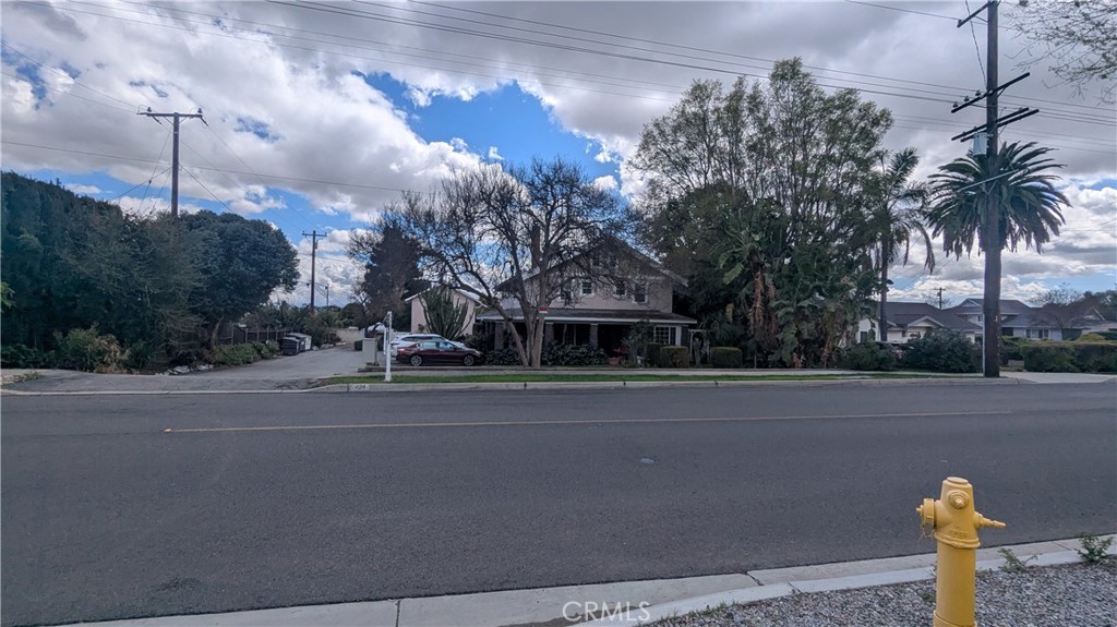 MLS #CV25057007 img 1