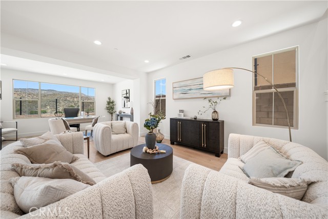 107 Somera, Irvine CA: https://media.crmls.org/medias/4199c950-d23f-4f9d-908c-9ca0594591df.jpg