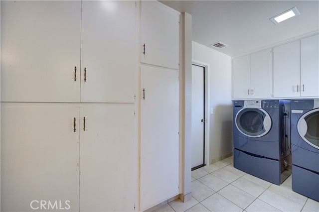 1629 Hillsboro Drive, Santa Maria CA: https://media.crmls.org/medias/419a9b7c-20e2-48f8-ae8a-3bc6efecbf04.jpg