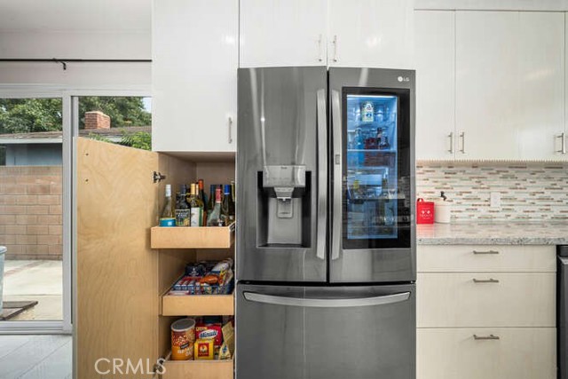 815 Marvista S Avenue, Seal Beach CA: https://media.crmls.org/medias/419aedb7-1b8e-4c76-a4a0-a833d29117fe.jpg