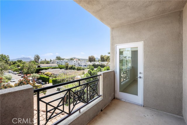 Detail Gallery Image 14 of 41 For 4424 Whitsett Ave #307,  Studio City,  CA 91604 - 2 Beds | 2 Baths