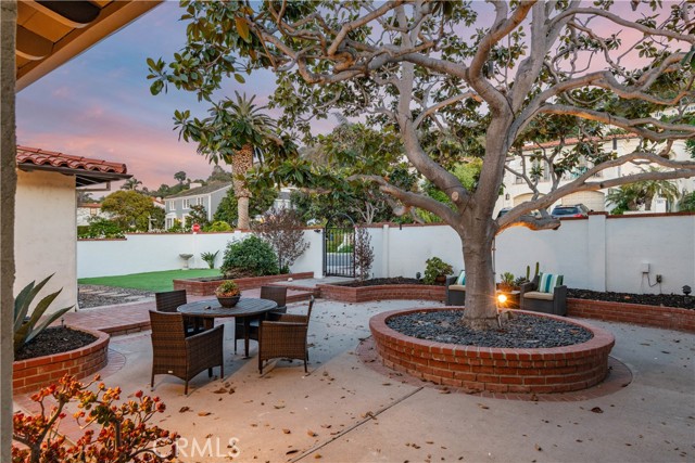 505 Via Media, Palos Verdes Estates, California 90274, 3 Bedrooms Bedrooms, ,1 BathroomBathrooms,Residential,For Sale,Via Media,SB24230647