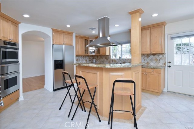 23937 Pentland Street photo 10
