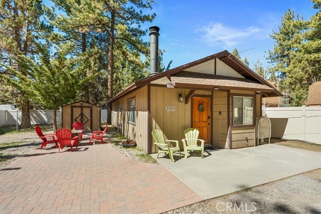 Detail Gallery Image 2 of 23 For 921 Wendy, Big Bear City,  CA 92314 - 2 Beds | 1/1 Baths