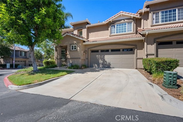 Detail Gallery Image 4 of 46 For 22528 Canal Cir, Grand Terrace,  CA 92313 - 3 Beds | 2/1 Baths