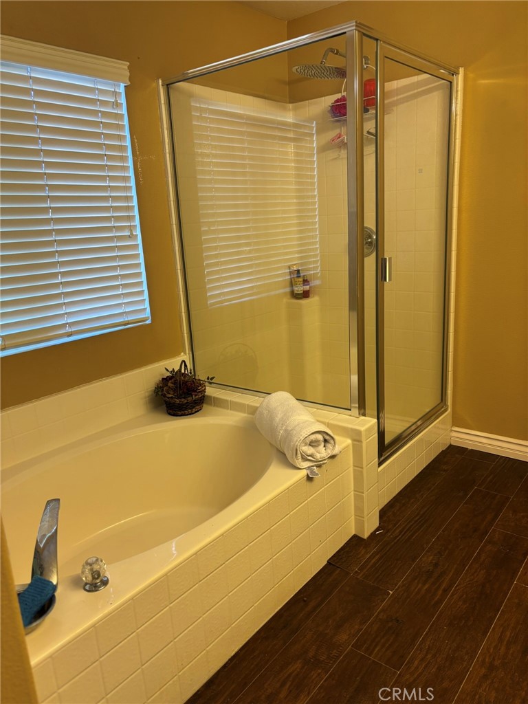 https://media.crmls.org/medias/419d6982-3c2f-496a-a5d7-d2d4848150fc.jpg?preset=X-Large