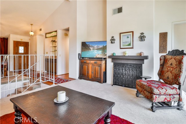 Detail Gallery Image 18 of 38 For 19501 Rinaldi St #73,  Porter Ranch,  CA 91326 - 3 Beds | 2/1 Baths