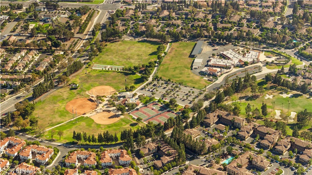 MLS #OC25275934 image #32