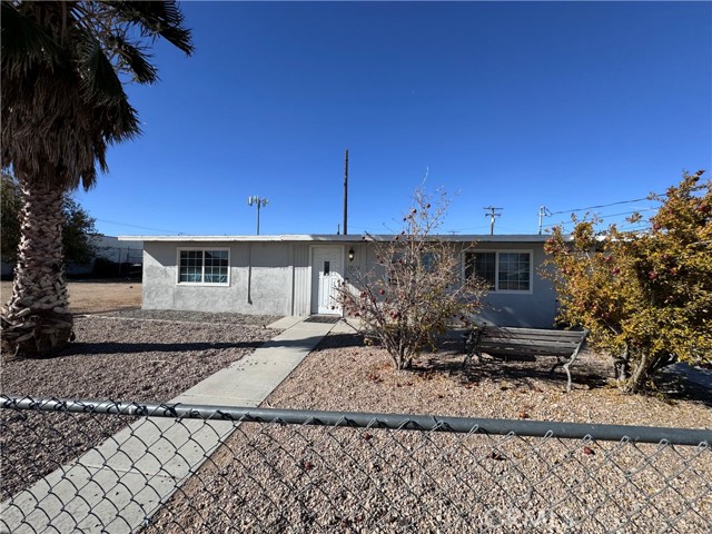 Detail Gallery Image 5 of 6 For 11759 Baldwin St, Adelanto,  CA 92301 - 3 Beds | 1 Baths