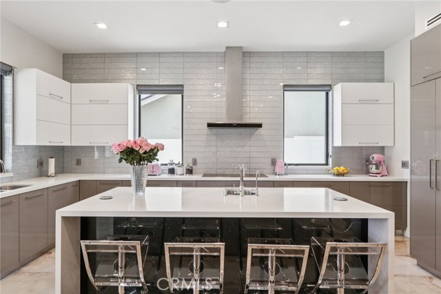 10418 Rubio Avenue, Granada Hills CA: https://media.crmls.org/medias/419f39c7-c271-497c-aa57-e0defb7ed30f.jpg