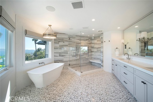 Detail Gallery Image 37 of 67 For 25965 Poker Flats Pl, Laguna Hills,  CA 92653 - 5 Beds | 5/2 Baths