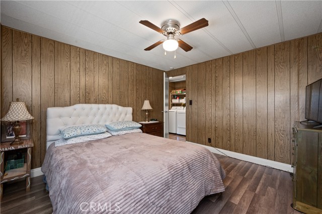 19817 Grand Avenue, Lake Elsinore CA: https://media.crmls.org/medias/419fdad1-4fab-40be-bdb8-683510524d11.jpg