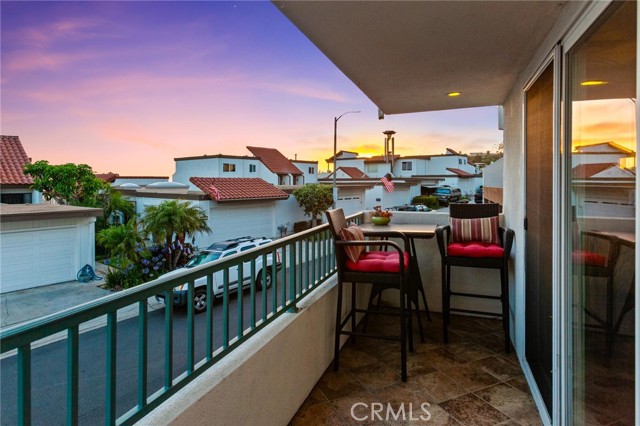 3736 Calle Casino, San Clemente CA: https://media.crmls.org/medias/419fe90b-c141-4044-8236-cb82a6586f0d.jpg