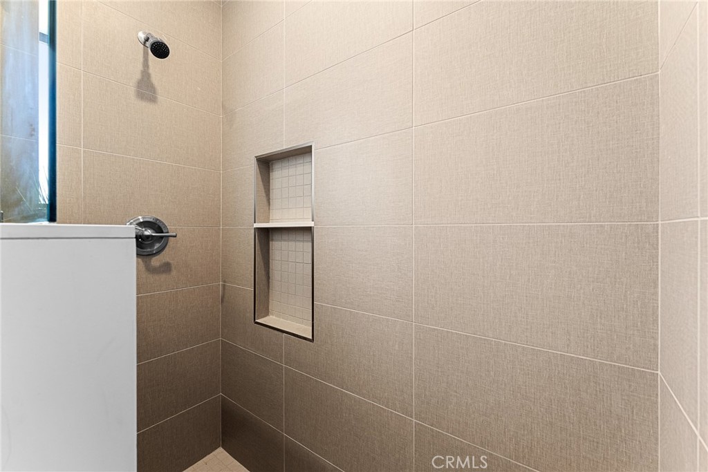 MLS #IV25219801 image #22