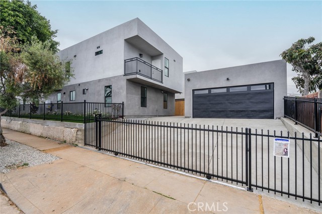 500 N Brannick Avenue, Los Angeles CA: https://media.crmls.org/medias/41a1ed42-a8a4-4267-bade-0d510f4e0e8e.jpg