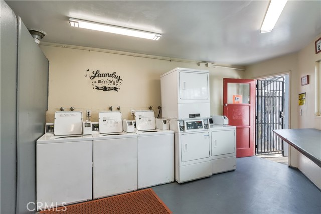 Detail Gallery Image 17 of 26 For 245 S Pima Ave #14,  West Covina,  CA 91790 - 2 Beds | 1 Baths