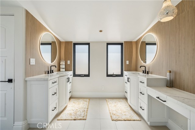312 Carnation Avenue, Corona del Mar CA: https://media.crmls.org/medias/41a24b15-62fe-4373-8330-cea63e5f83a2.jpg
