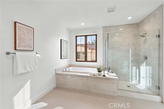 Detail Gallery Image 27 of 32 For 215 Sutters Mill, Irvine,  CA 92602 - 4 Beds | 4/1 Baths