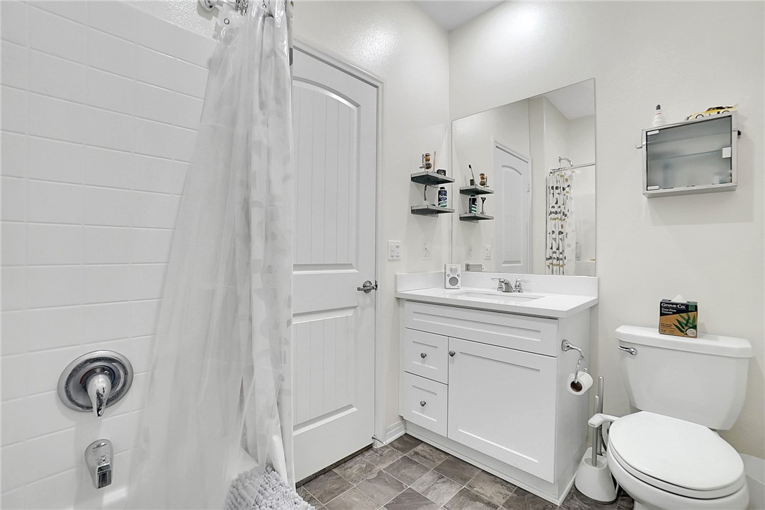 Detail Gallery Image 18 of 31 For 7122 Vernazza Pl, Corona,  CA 92880 - 2 Beds | 2 Baths