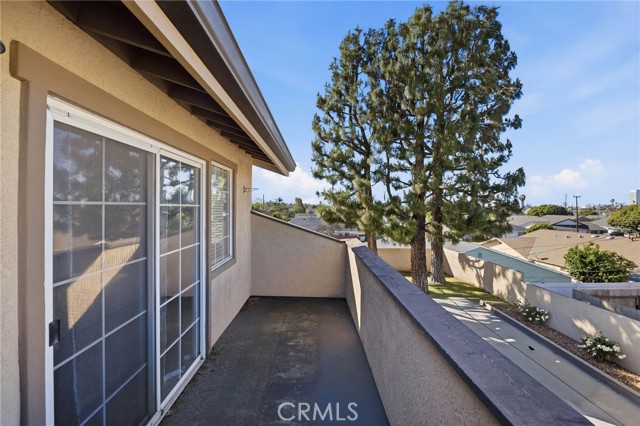 Detail Gallery Image 30 of 41 For 17601 Newland #H,  Huntington Beach,  CA 92647 - 3 Beds | 2/1 Baths