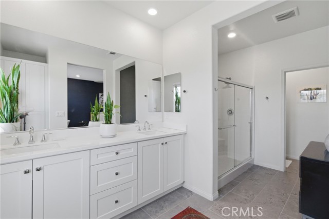 22864 Acoustic, Saugus CA: https://media.crmls.org/medias/41a37859-55b8-44fe-b4e4-a970e870e7d8.jpg