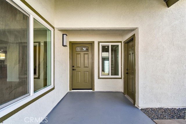 Detail Gallery Image 5 of 35 For 15710 Monica Ct, Fontana,  CA 92336 - 4 Beds | 2/1 Baths