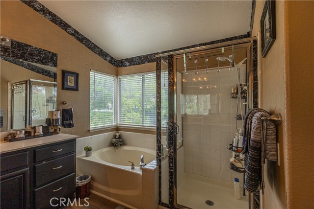 970 Riverview Circle, Corona CA: https://media.crmls.org/medias/41a451f1-5437-47ce-9785-eeb8bbaf6025.jpg