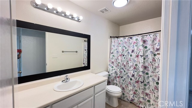 Detail Gallery Image 5 of 27 For 520 John Ct, Merced,  CA 95341 - 3 Beds | 2 Baths