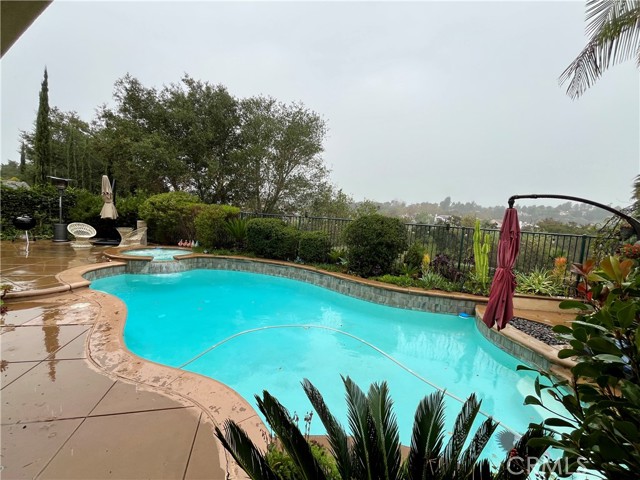 Detail Gallery Image 32 of 36 For 15 Sunningdale, Coto de Caza,  CA 92679 - 4 Beds | 4/1 Baths