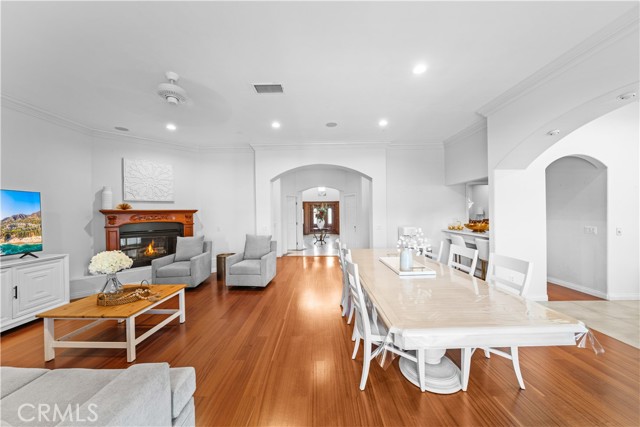 Image 4 of 23 For 1621 Bryan