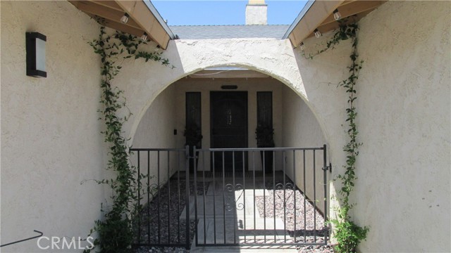 Detail Gallery Image 5 of 35 For 13000 Bermuda Dunes Dr, Victorville,  CA 92395 - 3 Beds | 2 Baths