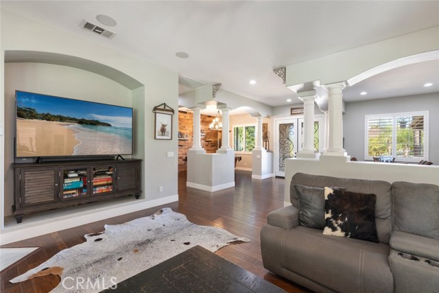 18265 Fort Lauder Lane, Perris CA: https://media.crmls.org/medias/41a73729-8849-408e-bb3c-1eaed43f92d1.jpg
