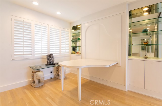 Detail Gallery Image 17 of 39 For 31561 Table Rock Dr #207,  Laguna Beach,  CA 92651 - 2 Beds | 2 Baths