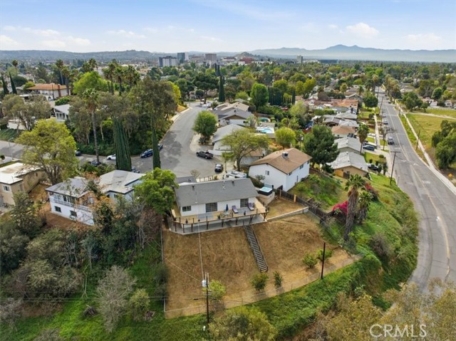 Detail Gallery Image 10 of 67 For 2715 Brockton, Riverside,  CA 92501 - 4 Beds | 2 Baths