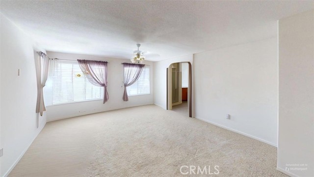 Detail Gallery Image 7 of 19 For 201 Coastal Ln., Waterford,  CA 95386 - 5 Beds | 3/1 Baths