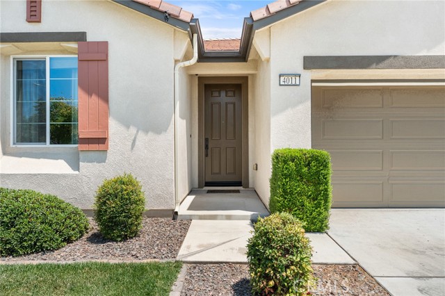 4011 Blackberry Drive, San Bernardino CA: https://media.crmls.org/medias/41a7eeed-438d-4f6f-b4e3-896e15179652.jpg