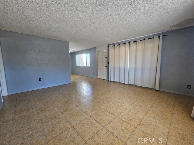 Detail Gallery Image 9 of 36 For 5734 Wainwright Ave, Twentynine Palms,  CA 92277 - 3 Beds | 2 Baths