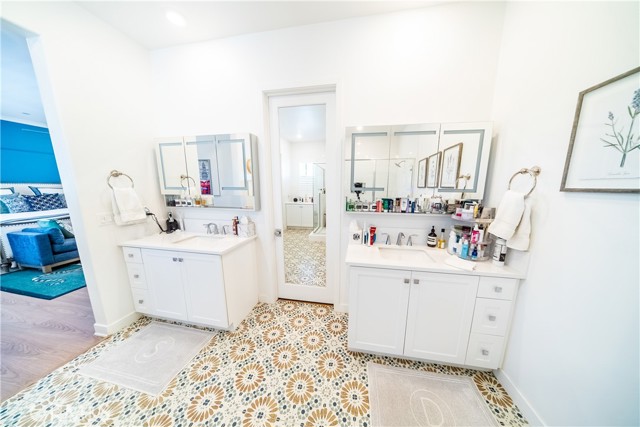 Detail Gallery Image 14 of 31 For 151 Sash, Irvine,  CA 92618 - 4 Beds | 3/1 Baths