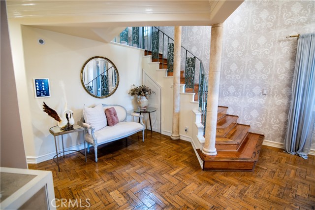 Detail Gallery Image 5 of 41 For 5770 E Lucia, Long Beach,  CA 90803 - 4 Beds | 4 Baths