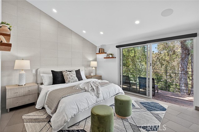 6441 Via De Anzar, Rancho Palos Verdes CA: https://media.crmls.org/medias/41a95eee-f2bf-40fa-a86e-3c6e0eb77542.jpg