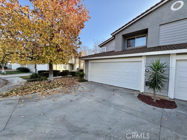 Detail Gallery Image 2 of 37 For 7645 Hillhurst Dr, Riverside,  CA 92508 - 3 Beds | 2/1 Baths